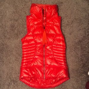 LULULEMON VEST